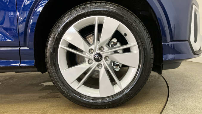 Audi Q2 35 TFSI S Line 5dr Petrol Estate - Image 5